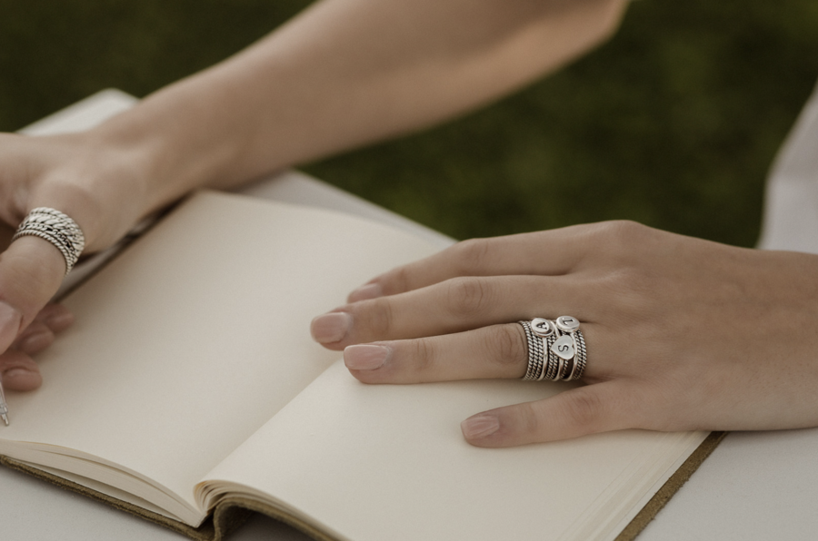 Anello donna personalizzabile in argento CUORI & FRECCE