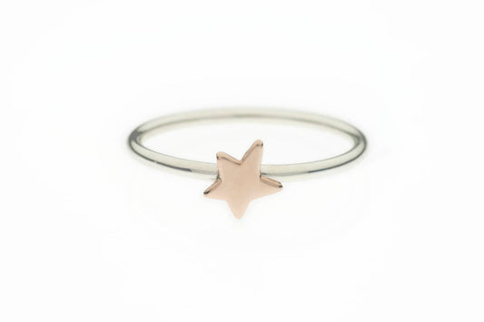 Anello donna in oro rosa CUORI & FRECCE