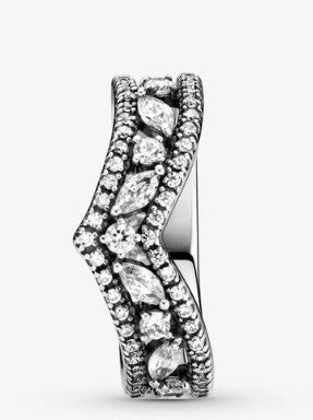 Anello PANDORA chevron doppio taglio marquise scintillante - Biondo Gioielli